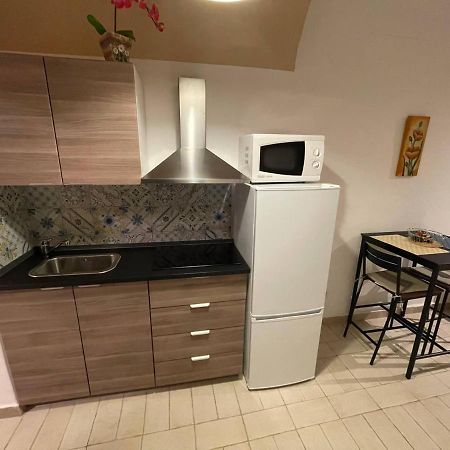 Alex Comfort House Μπάρι Εξωτερικό φωτογραφία